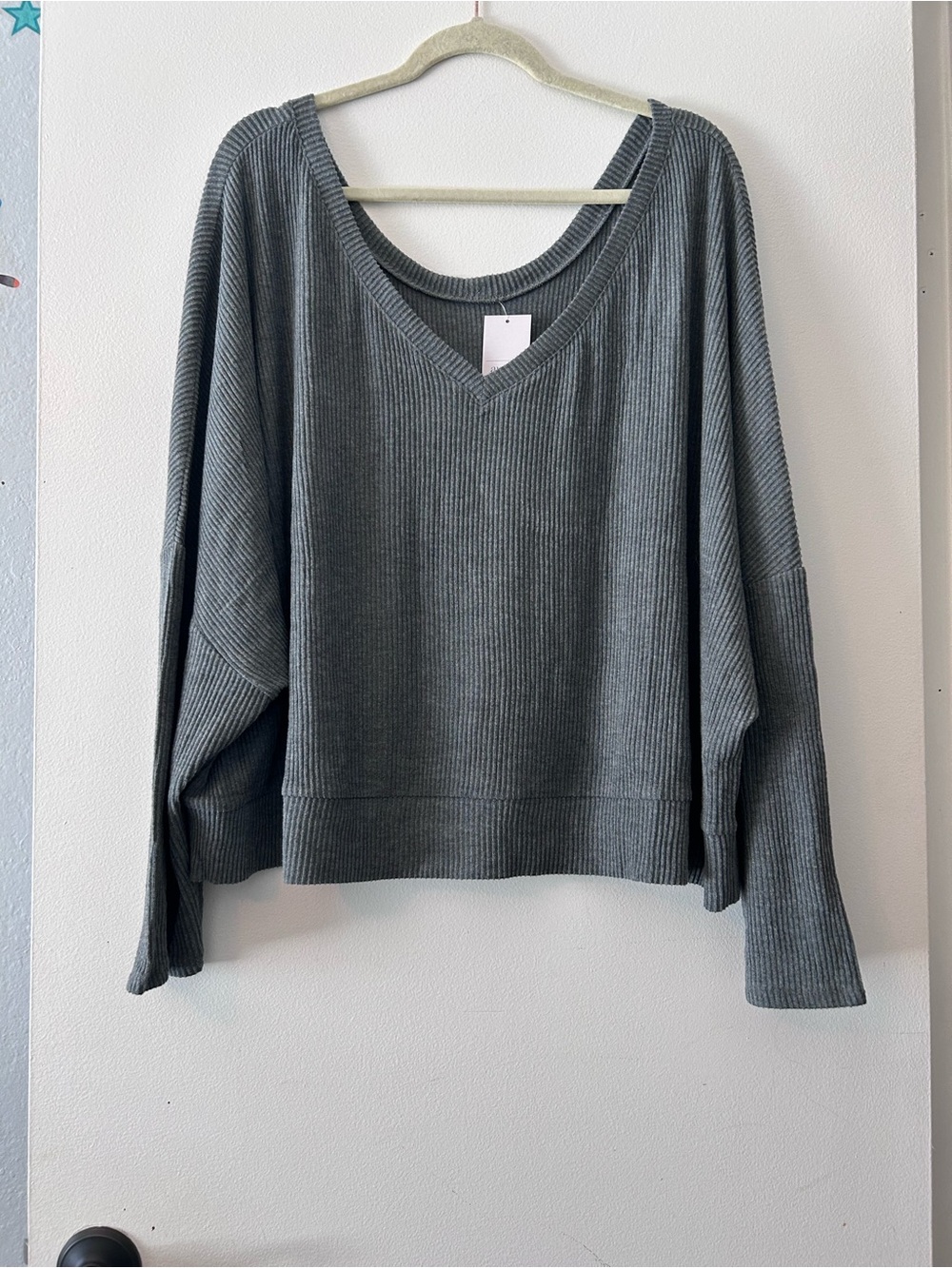 Auden Ribbed V-Neck Top- Charcoal Gray